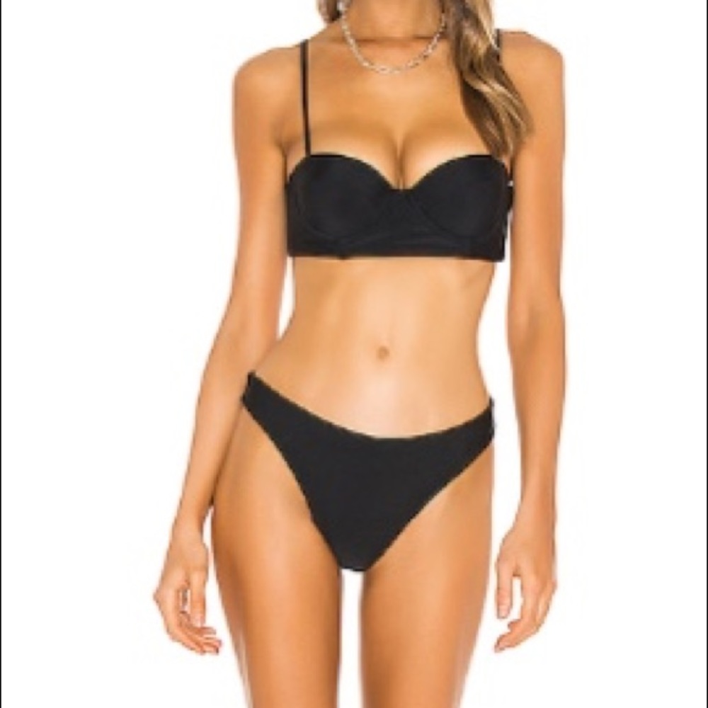 LPA Leoni Bikini Top